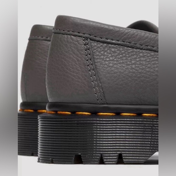 Dr. Martens Adrian Tassel Loafers Women’s Gray Pebbled Leather Casual US Size 10 - Picture 5 of 6